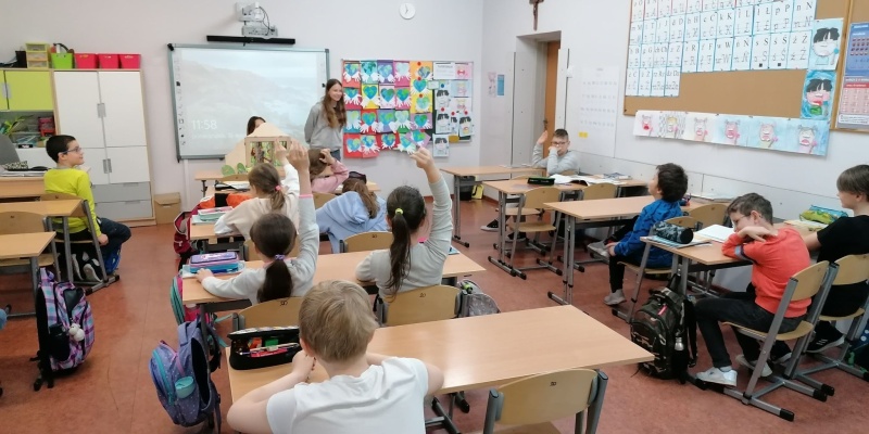 BIBLIOTEKA &raquo; Kamishibai- Jan Paweł II jakiego nie znacie